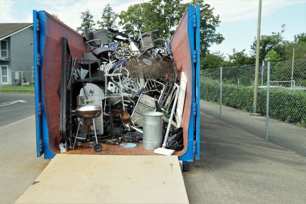 Best Estate Cleanout Services  in Bellwood, PA